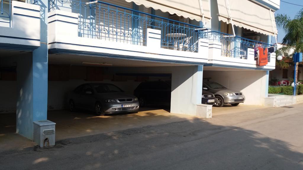 La Fontaine Apartments Kandia Bagian luar foto