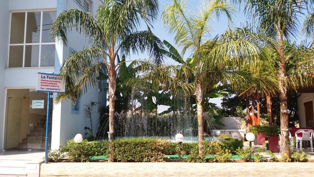 La Fontaine Apartments Kandia Bagian luar foto